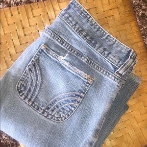 #218 Hollister Company Jeans. Size 5